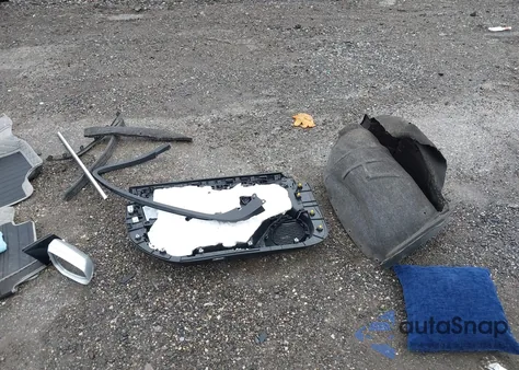 2017 Cadillac Xts Luxury from USA, damaged, VIN 2G61M5S34H9144975